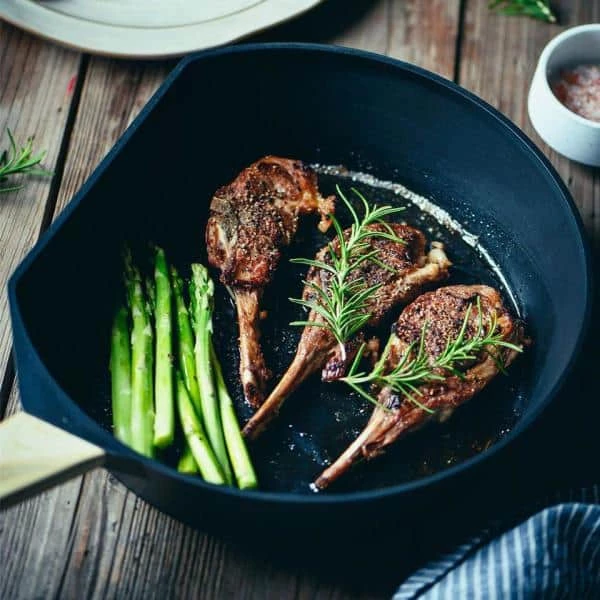 11 in. Cast Iron Skillet Nonstick Frying Pan in Black by CAMMEX - Image 2