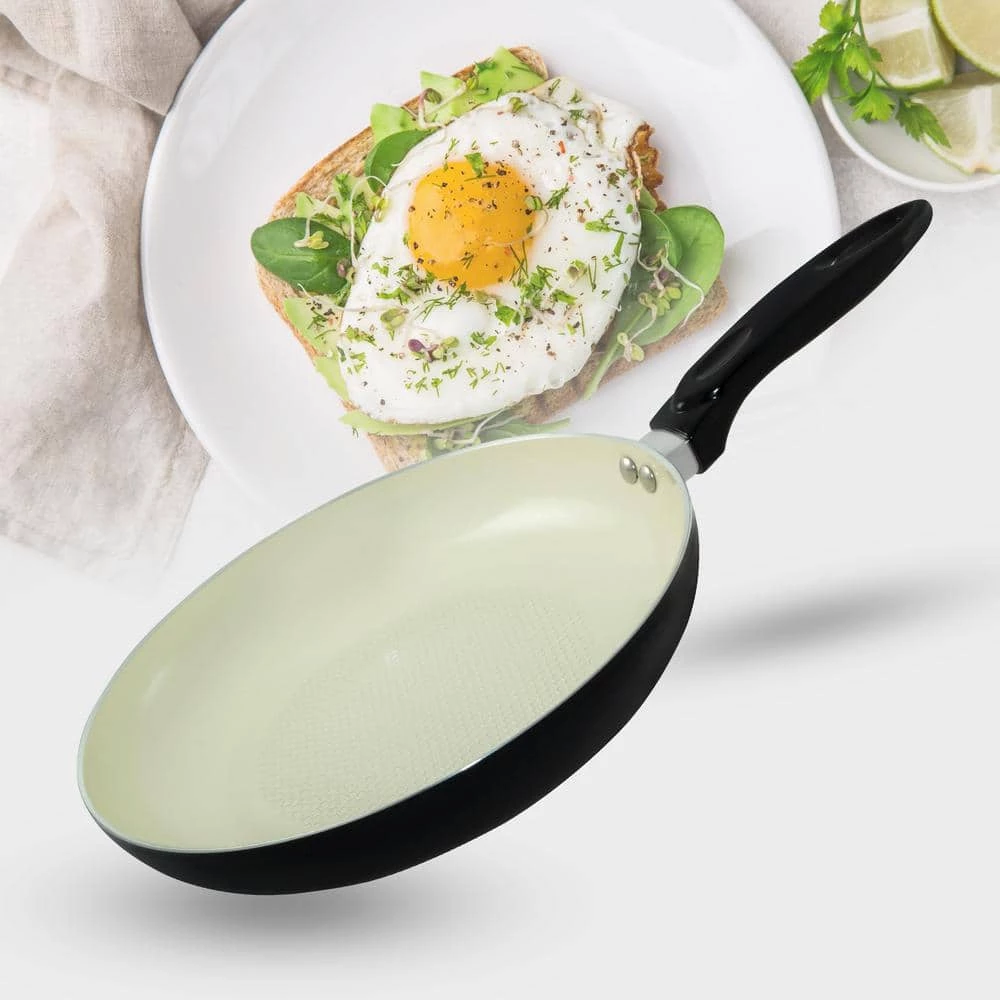 Professional 8 in. Aluminum Ceramic Nonstick Frying Pan in Black by ExcelSteel - Image 5