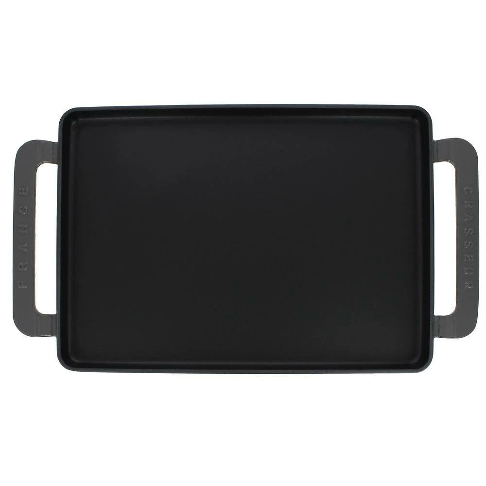 French Enameled 14 in. Rectangular Cast Iron Griddle in Caviar Grey by Chasseur - Image 2