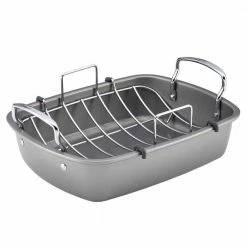 17 in. x 13 in. Nonstick Bakeware Roaster with U-Rack by Circulon